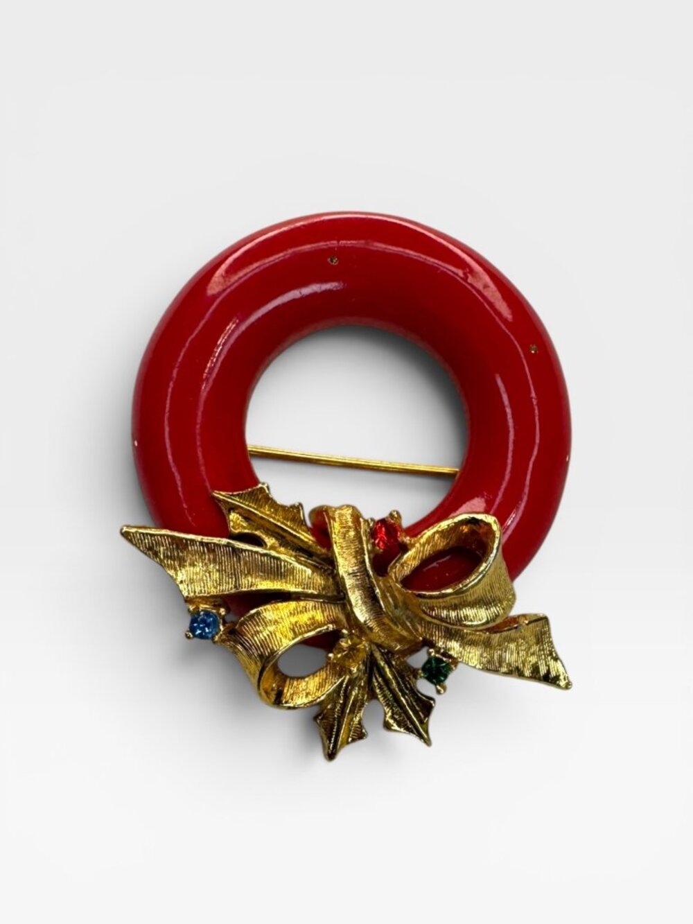 Mode Art Arthur Pepper Red Enamel Wreath Brooch Holiday Christmas